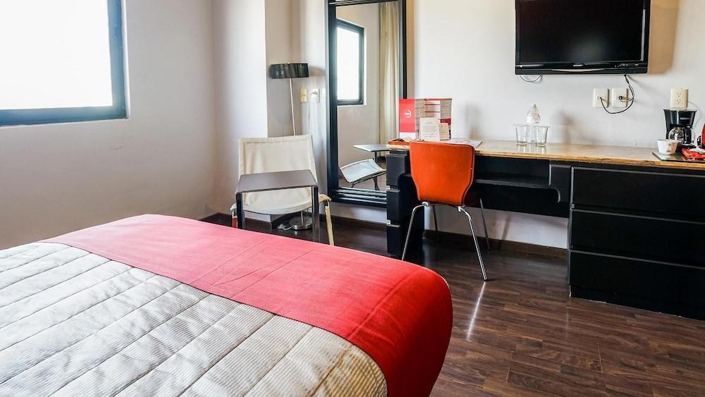 Hotel Celta Zapopan Εξωτερικό φωτογραφία