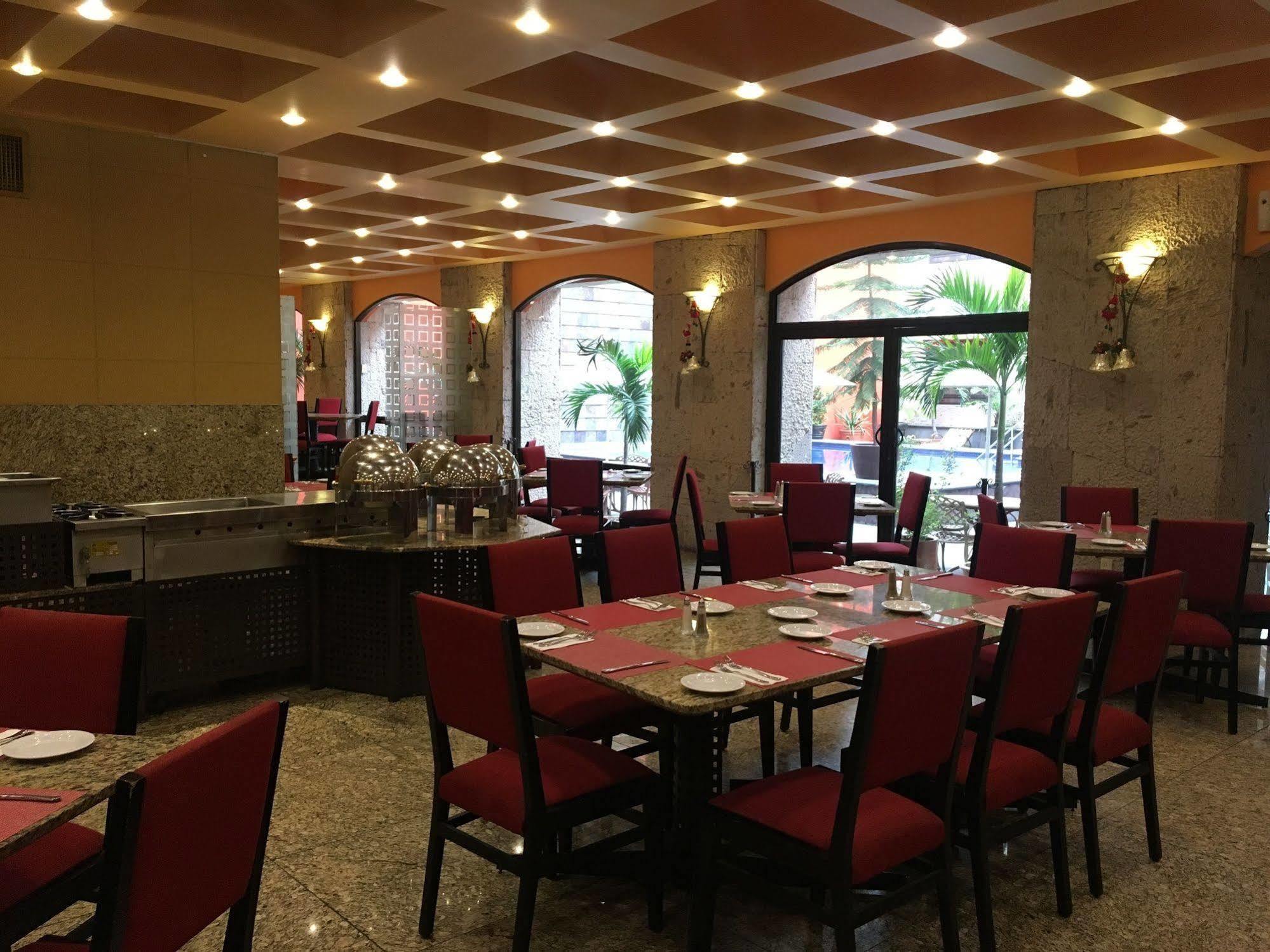 Hotel Celta Zapopan Εξωτερικό φωτογραφία