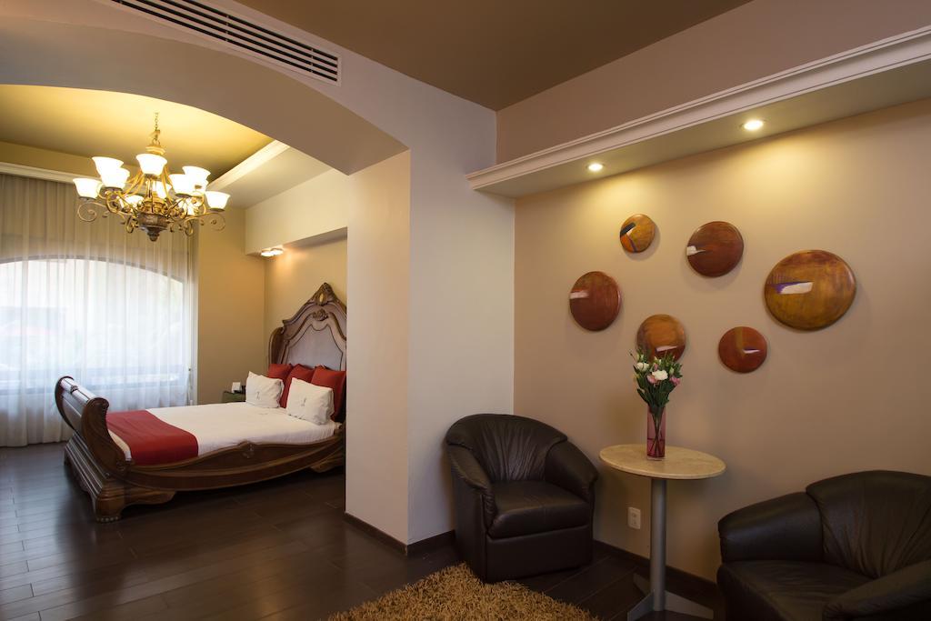 Hotel Celta Zapopan Εξωτερικό φωτογραφία